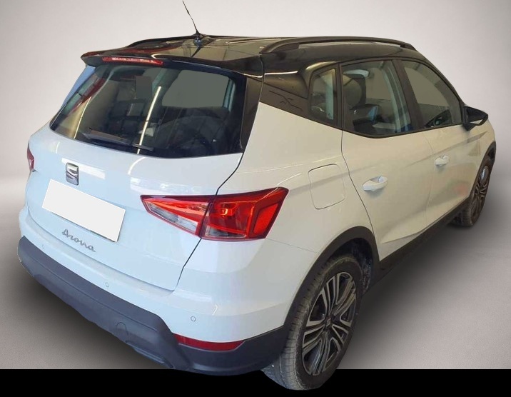Fotografie 2 des Seat Arona 1.0 TSI DSG Style Edition KAMERA ACC SHZ