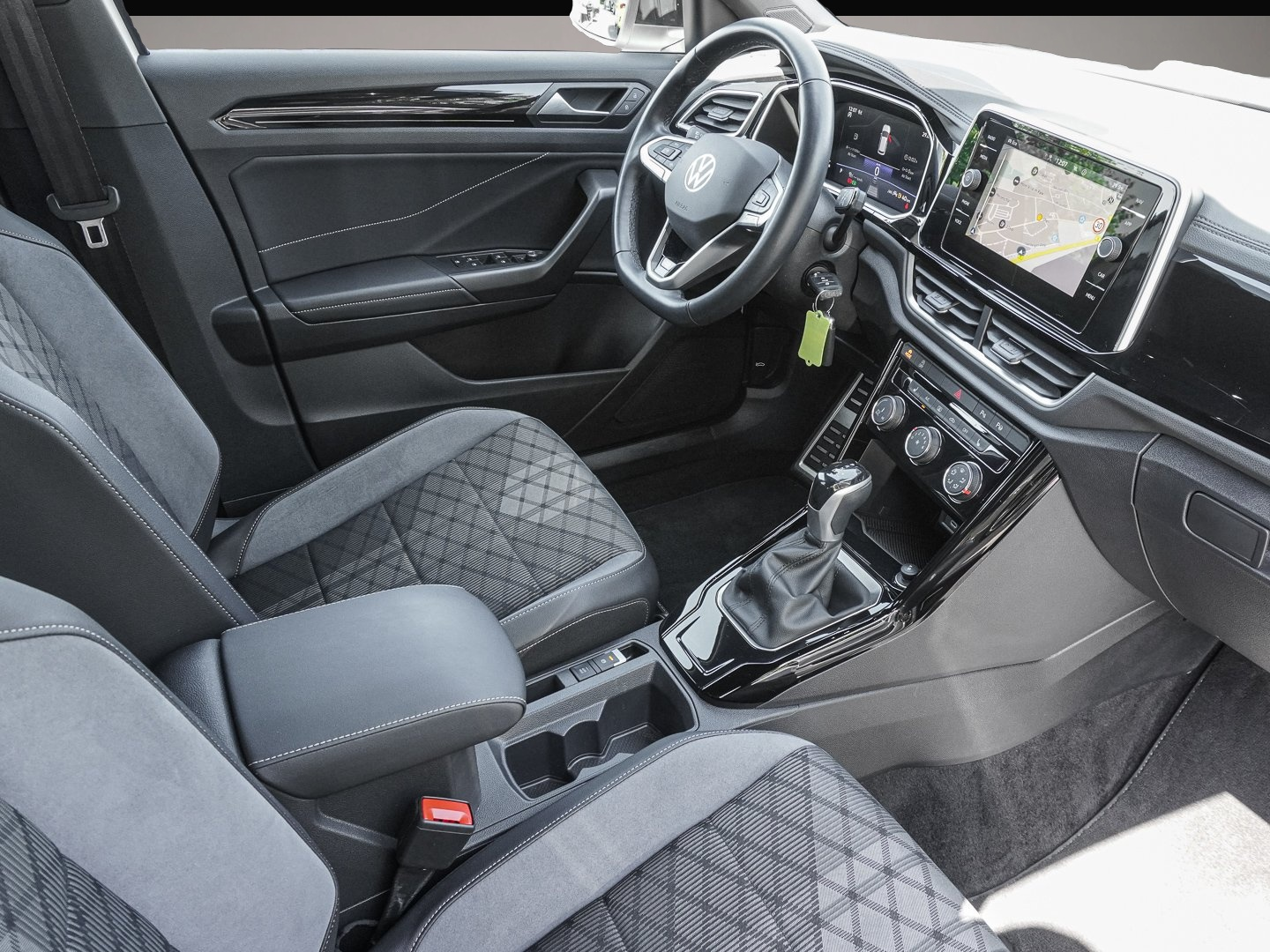 Bild 6 Volkswagen T-Roc 1.5 TSI DSG R-Line
