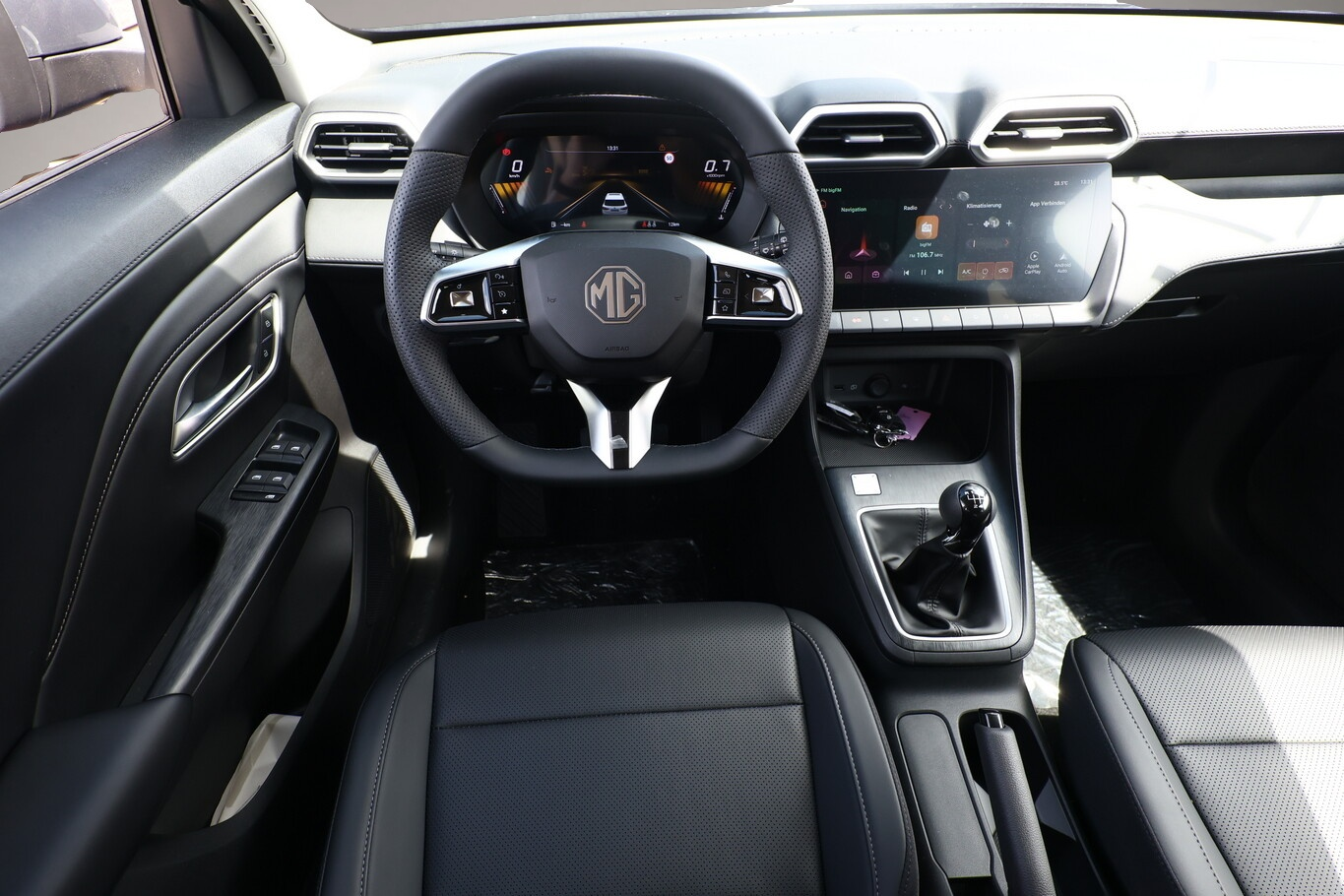 Bild 6 MG ZS Comfort LED SHZ 360Kam Nav TotW KeyL Temp 17Z