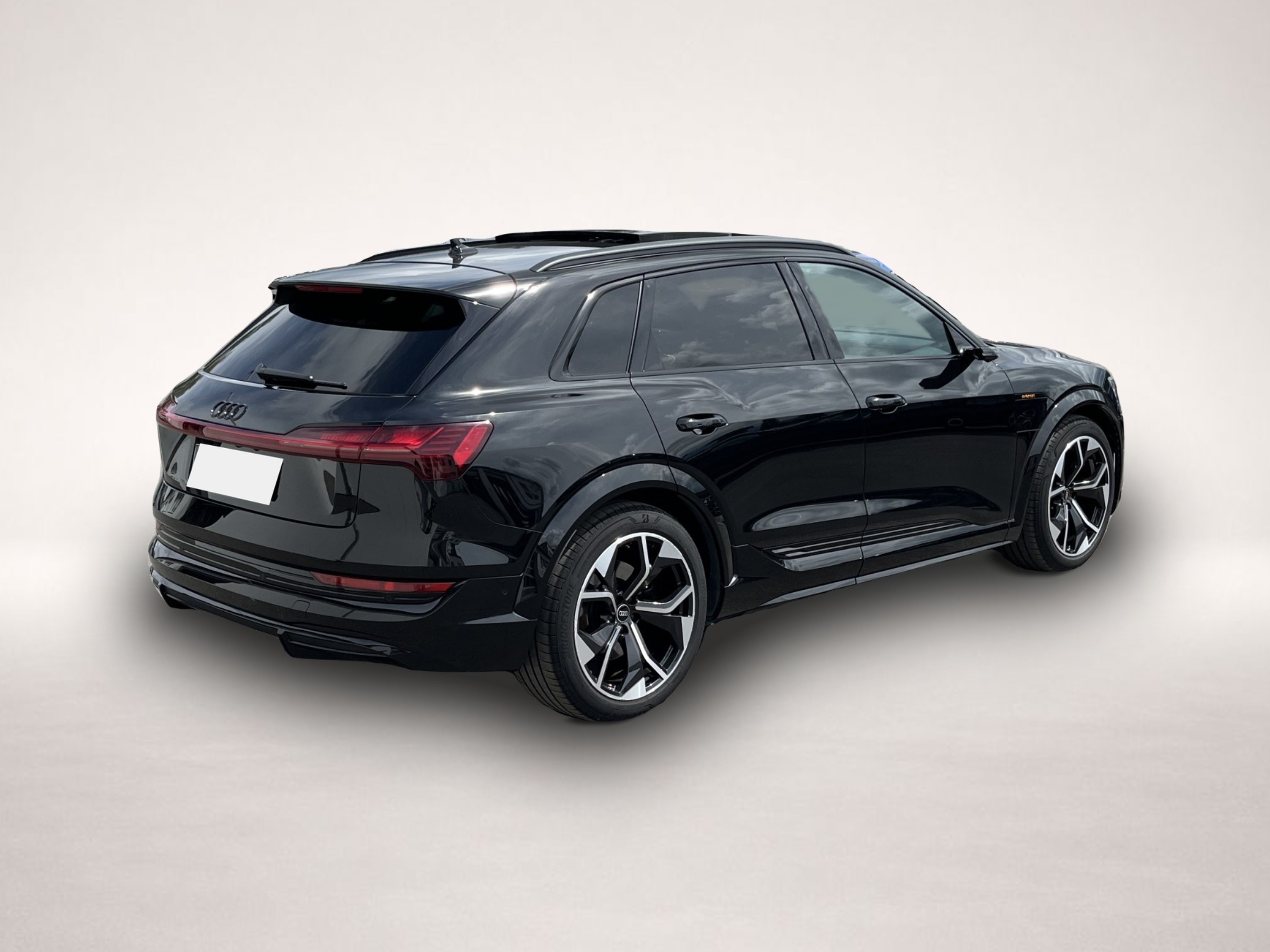 Bild 5 Audi quattro e-tron S quattro 265¤ m.20% Anz. PANO HeadUp Nav