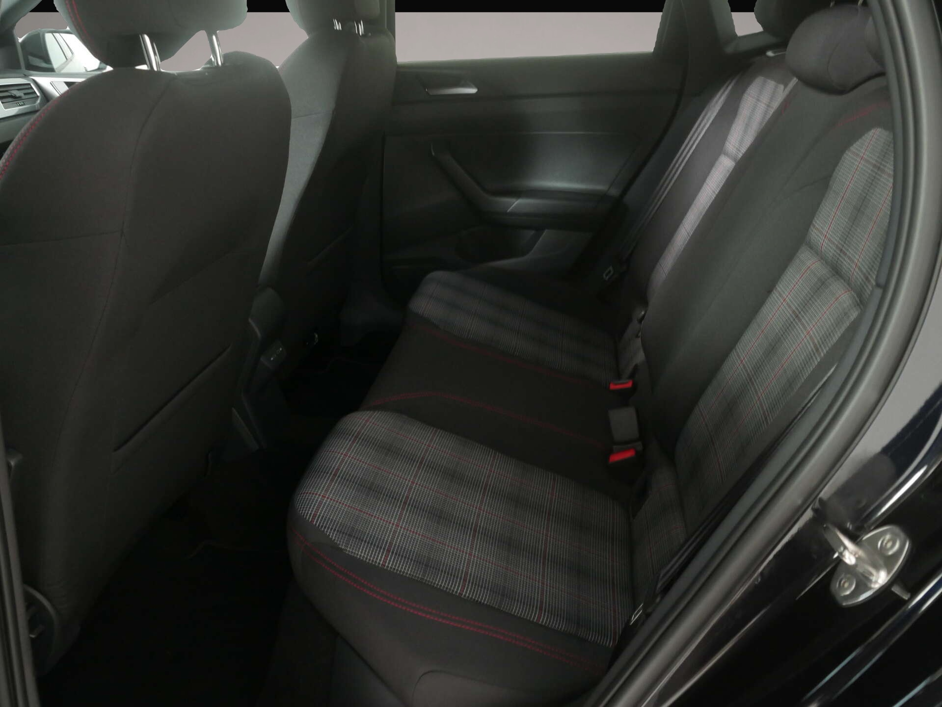 Bild 4 Volkswagen Polo 2.0 TSI GTI