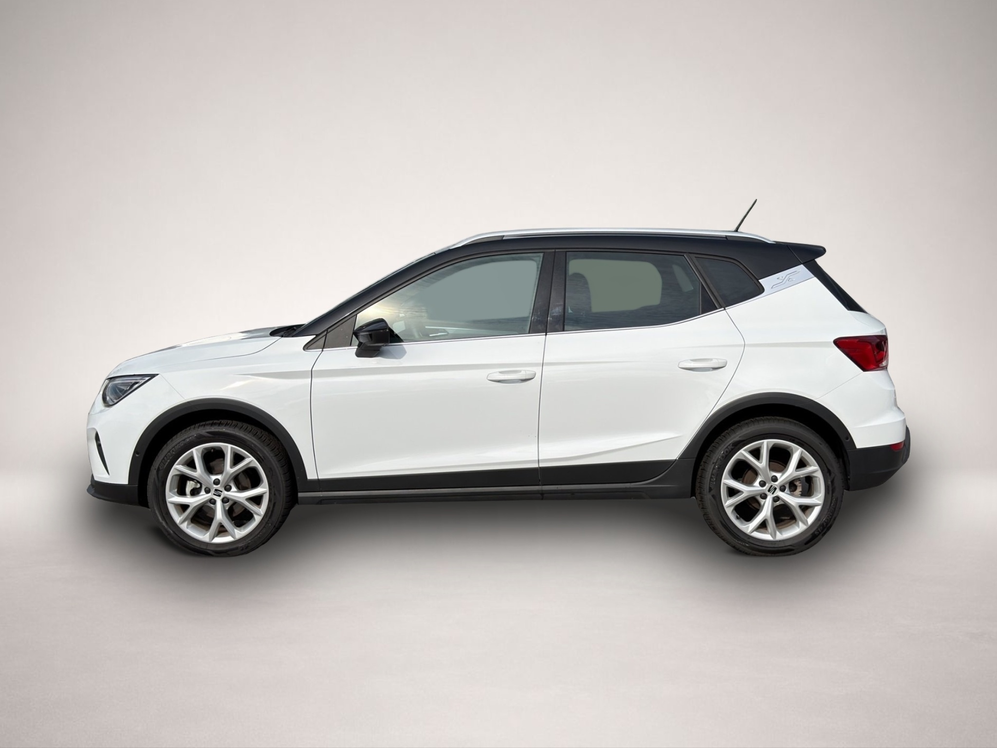 Bild 3 Seat Arona 1.0 TSI DSG FR LED NAVI ACC PARKASS SHZ KE