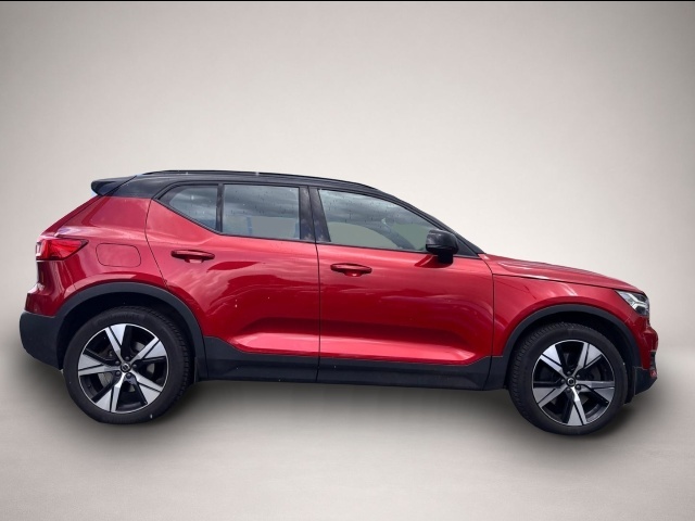 Bild 3 Volvo XC40 T5 R Design Recharge CAM/FSH/LHZ/APPLE