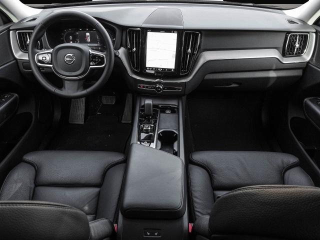 Bild 5 Volvo XC60 Plus Bright Recharge Plug-In Hybrid AWD T8
