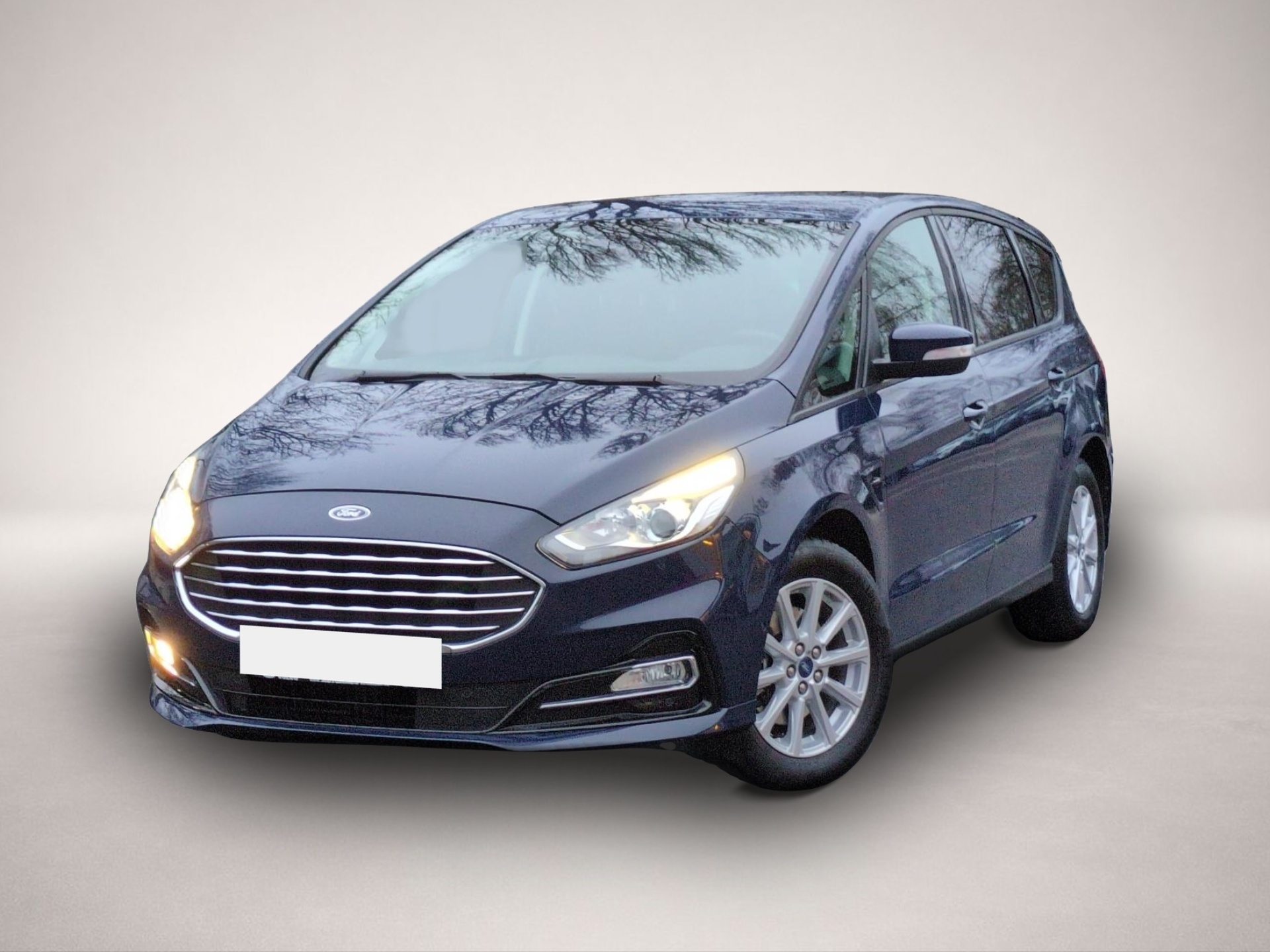 Fotografie Ford S-Max 2.5 Duratec FHEV Hybrid Titanium Automatik
