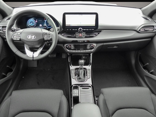 Fotografie des Hyundai i30 Advantage Navi CarPlay Kamera PDC SHZ LHZ