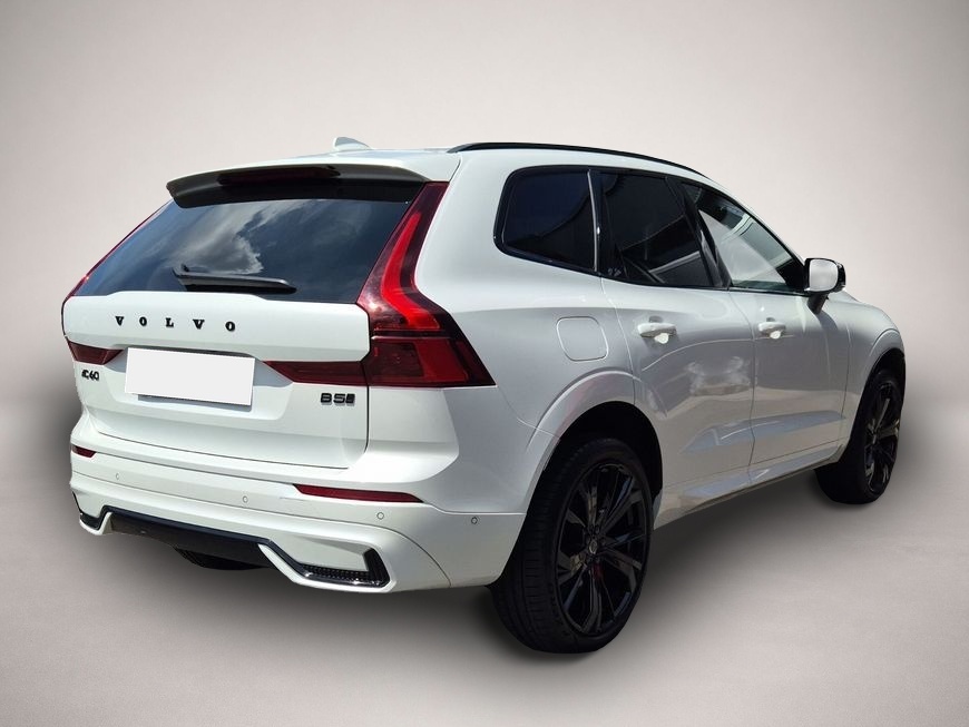 Volvo XC60 XC60 B5 B AWD Plus Black Edition AHK*PANO - Thumbnail 2