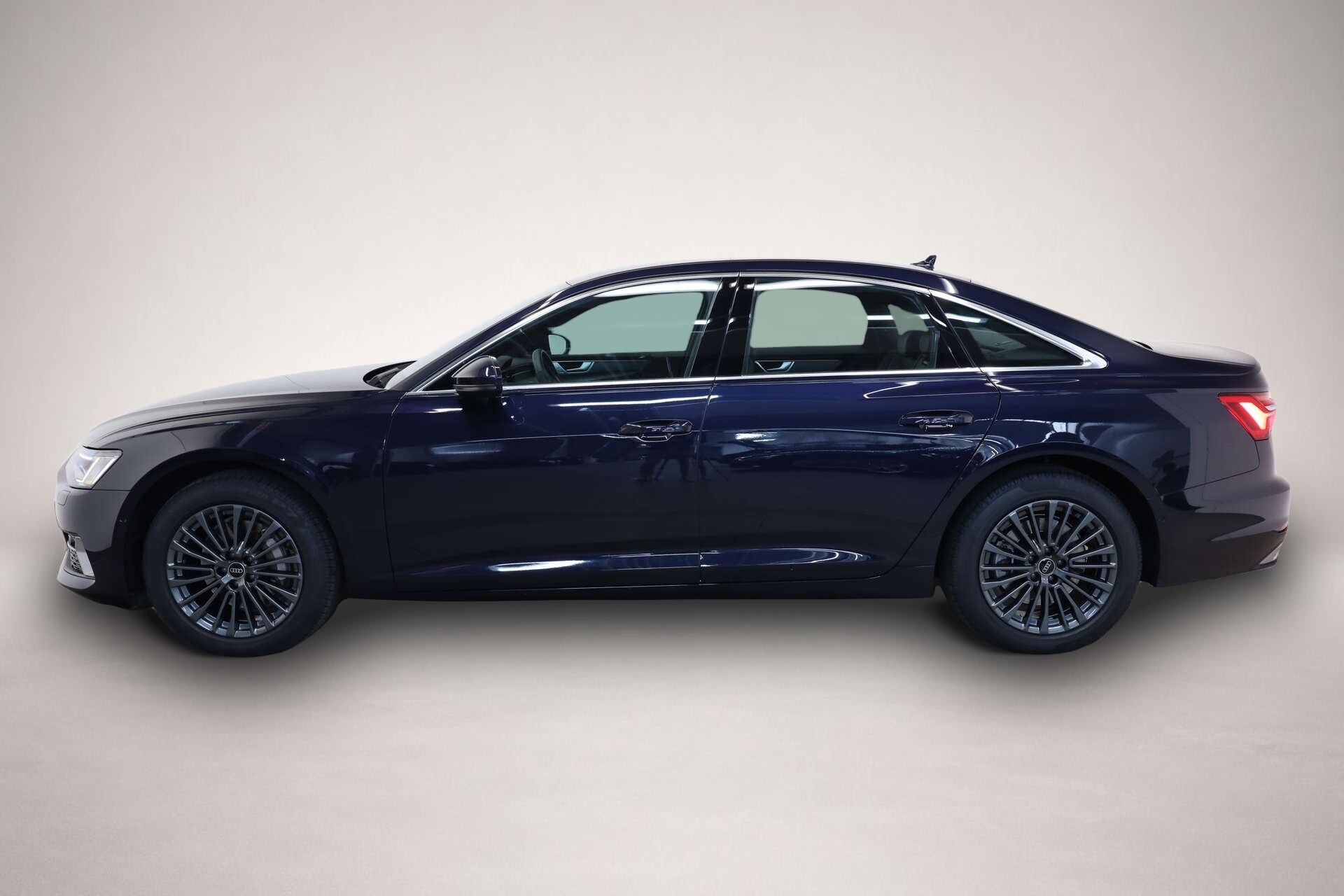 Fotografie 4 des Audi A6 Limousine 45 TFSI Advanced
