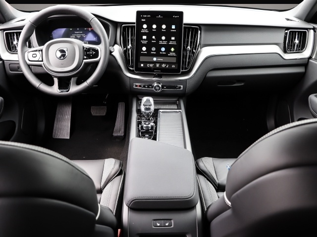 Volvo XC60 XC60 B5 Benzin AWD Plus Black Edition Lagom-Pake - Thumbnail 4