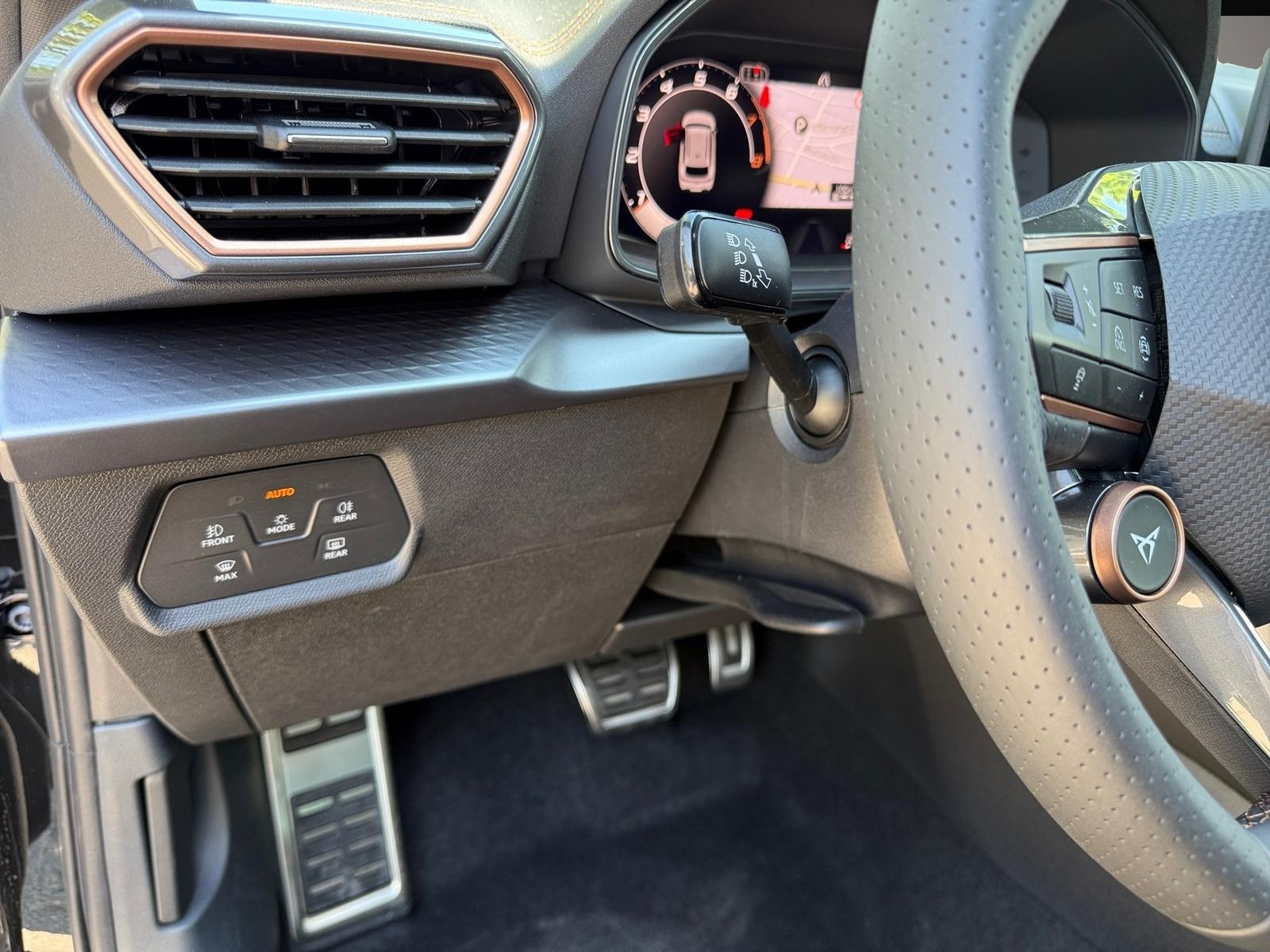 Bild 3 Cupra Leon Sportstourer VZ 2.0 TSI 4Drive DSG AHK Pano