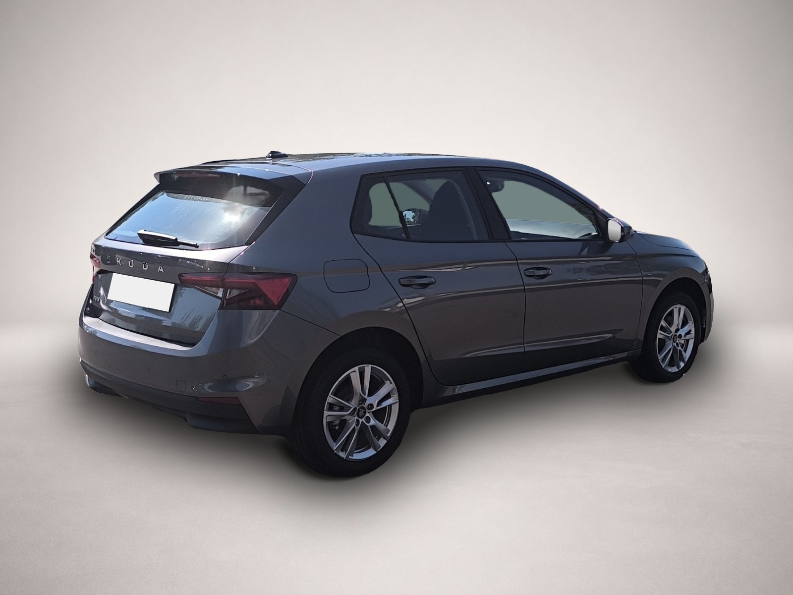Bild 7 Skoda Fabia 1.5 TSI DSG Selection RFK ACC PDC KESSY LE
