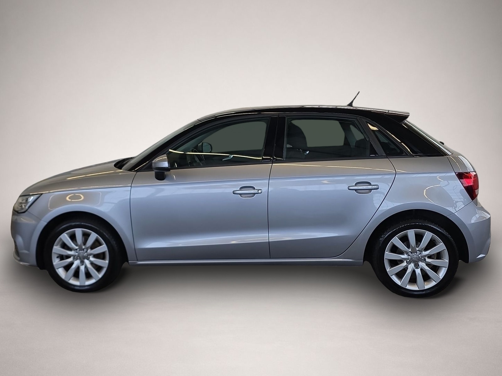 Bild 2 Audi A1 Sportback 1.4 TFSI *Navi*Xenon*PDC*