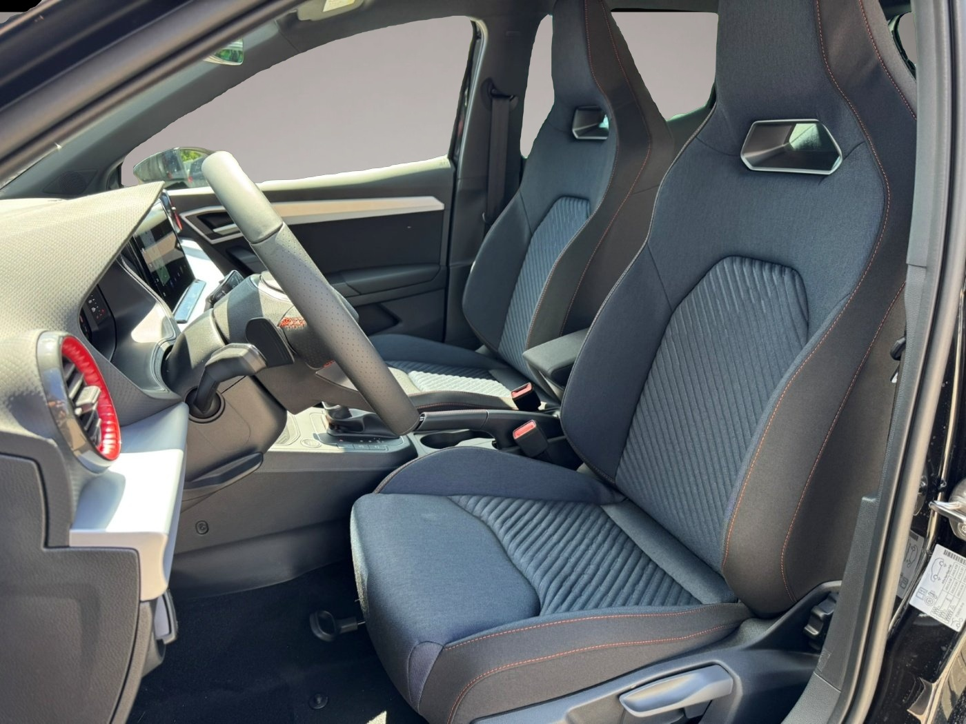 Bild 3 Seat Ibiza 1.0 TSI DSG FR Black LED+NAVI+18+KAMERA+KE