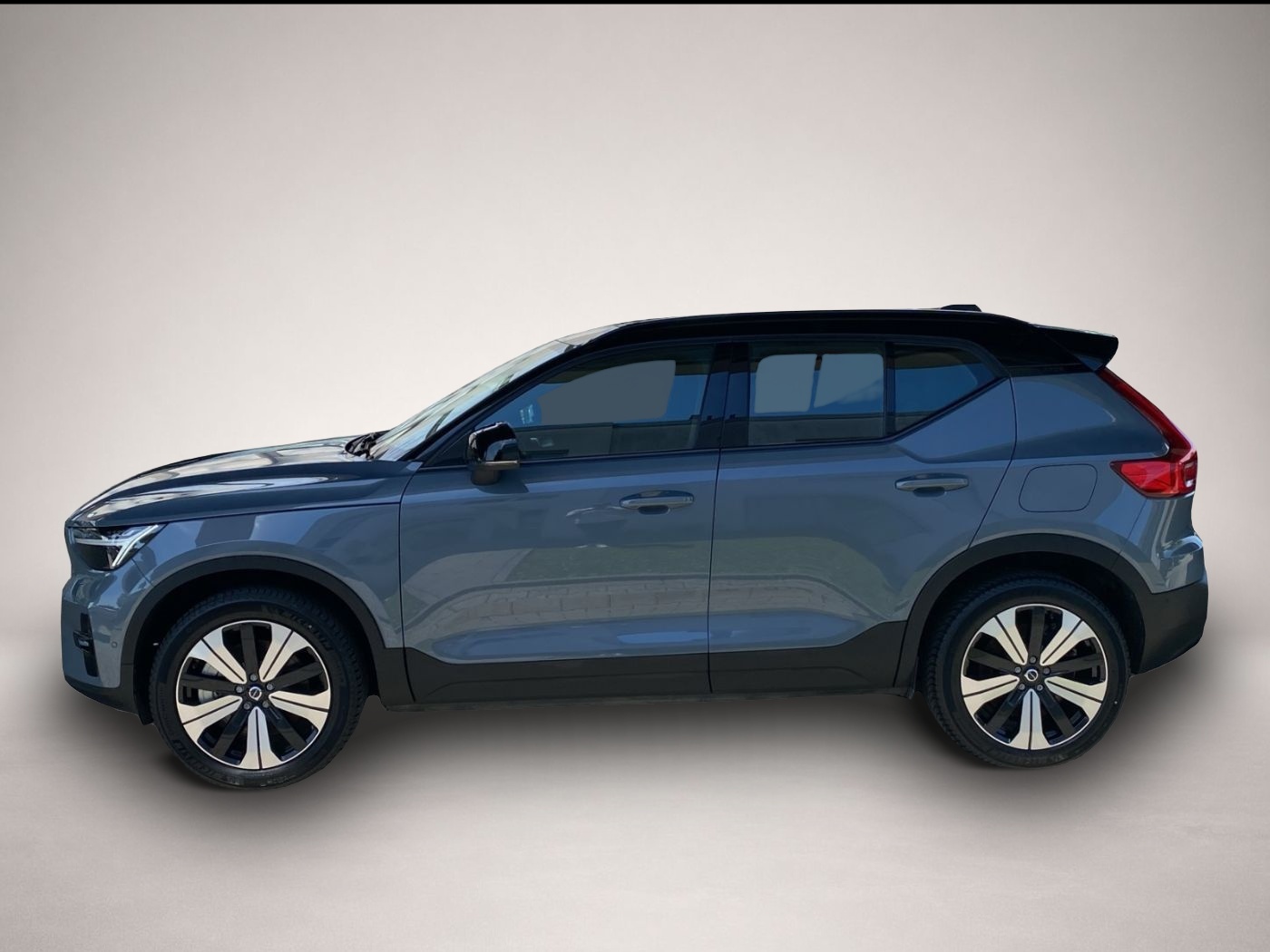 Bild 2 Volvo XC40 P8 Ultimate Recharge Pure Electric ACC+AHK