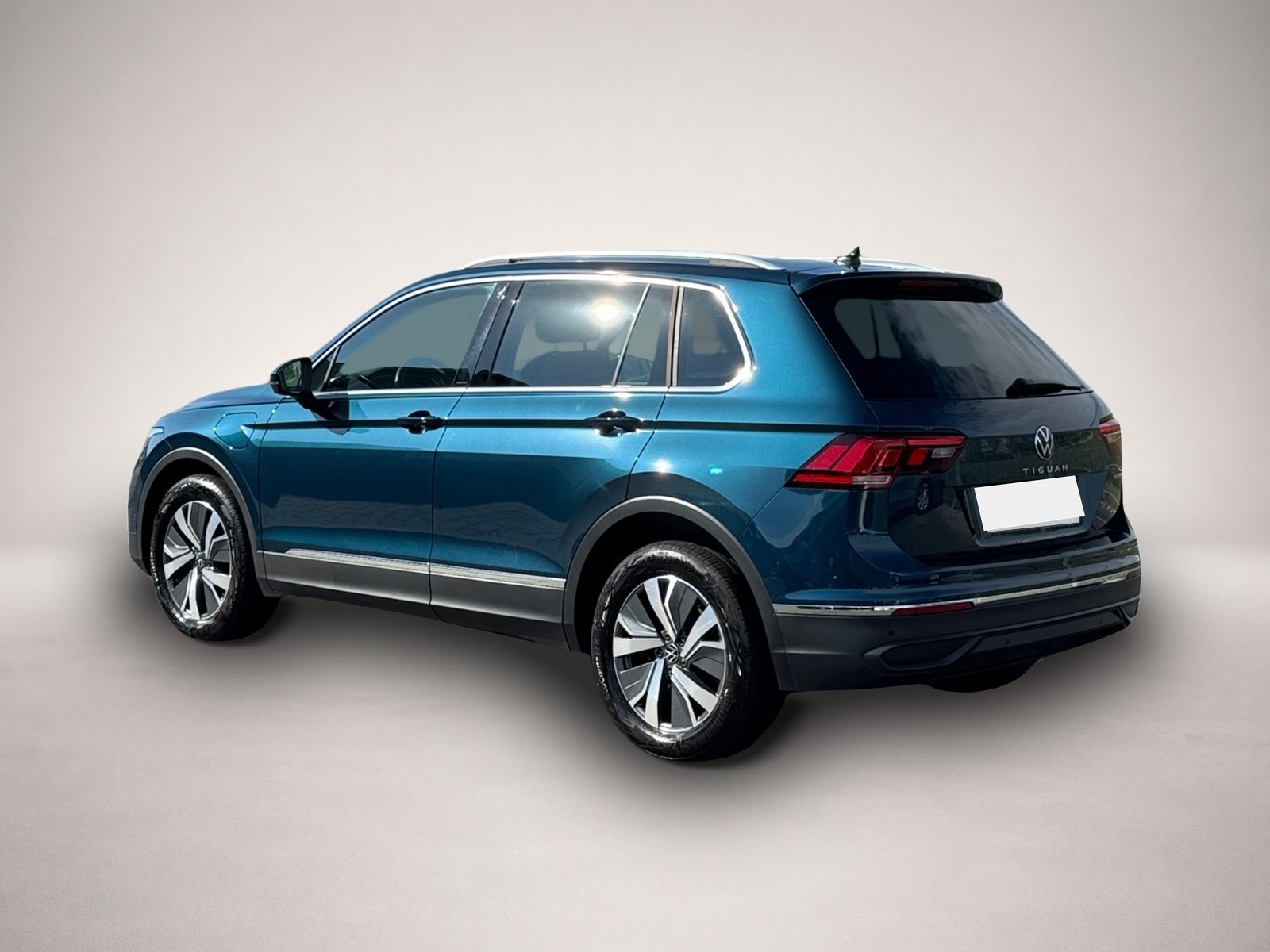 Bild 4 Volkswagen Tiguan Life eHybrid DSG|AHK|EASY OPEN|360°|NAVI
