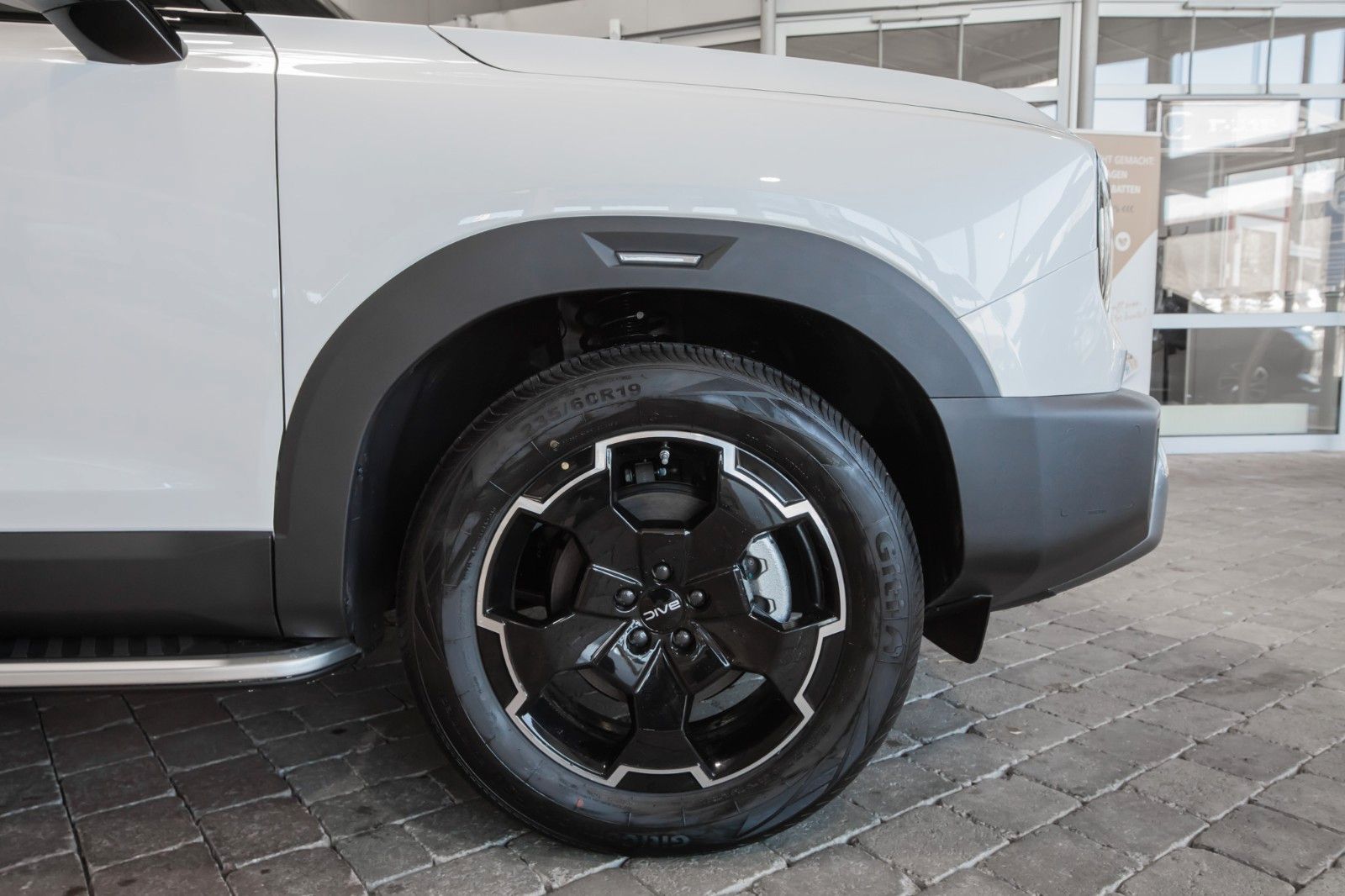BAIC BJ30 BJ30 4 WD Hybrid   el Heckklappe  Pano Leder - Thumbnail 6