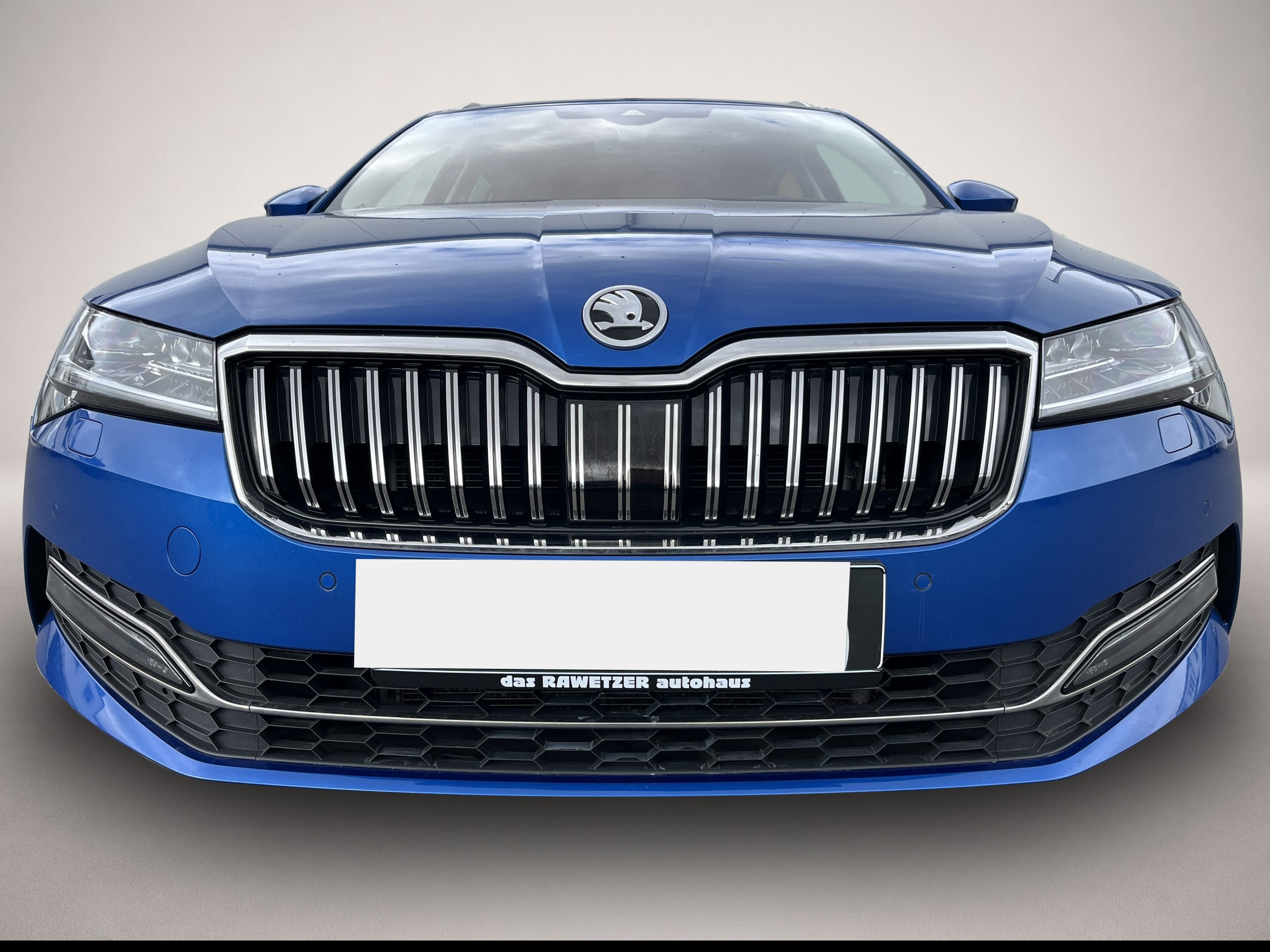 Fotografie 3 des Skoda Superb Combi 2.0 TDI DSG Style 19Zoll PANO 4xSHZ