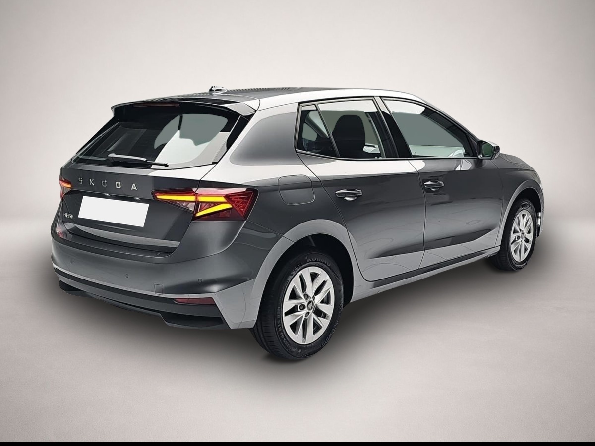 Fotografie 2 des Skoda FABIA 1.0 TSI KLIMAAUTO LED SITZH. KAMERA