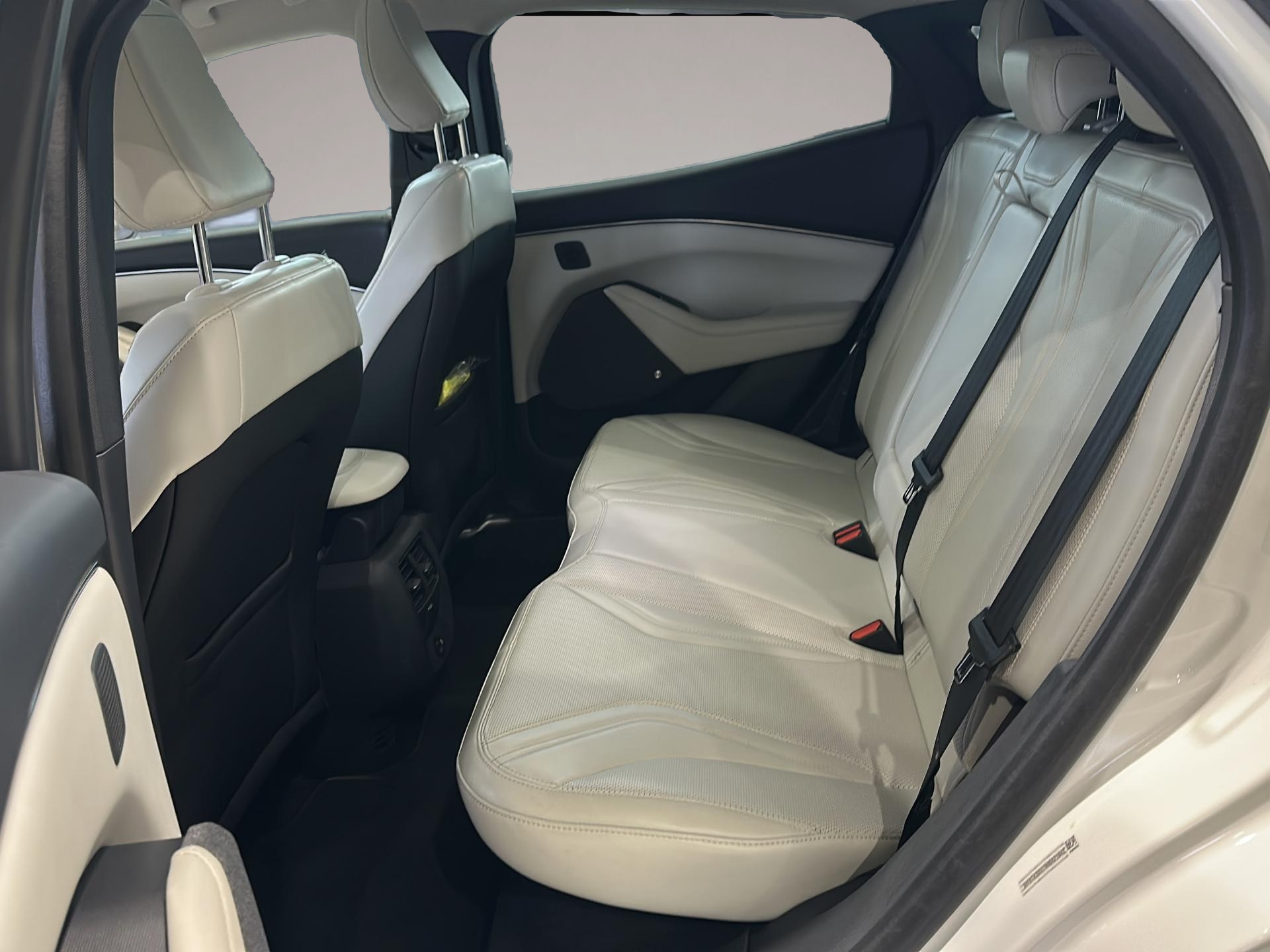 Bild 7 Ford Mustang Mach-E Basis AWD Bluetooth Navi LED Klim