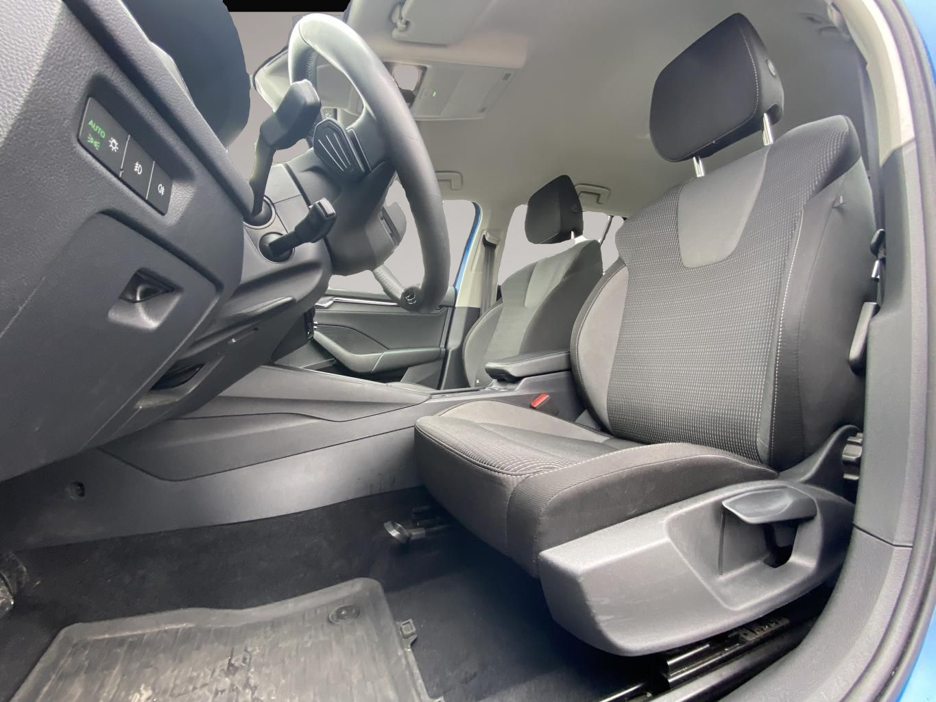 Fotografie 8 des Skoda Octavia Combi 2.0 TDI DSG SMART-LINK+VIRTUAL-COC