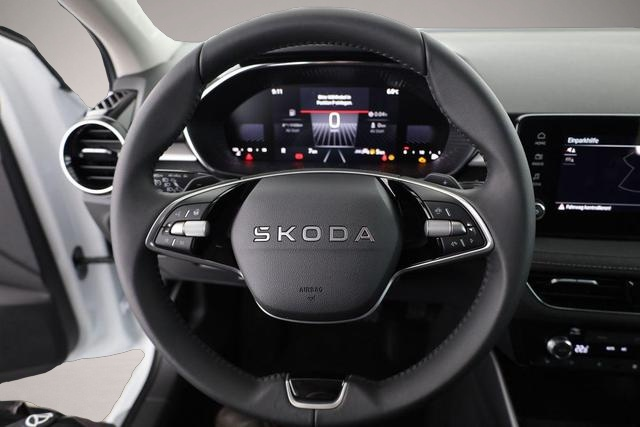 Fotografie 4 des Skoda Fabia Selection Fabia 1.0 TSI DSG Selection, 15-Zoll .