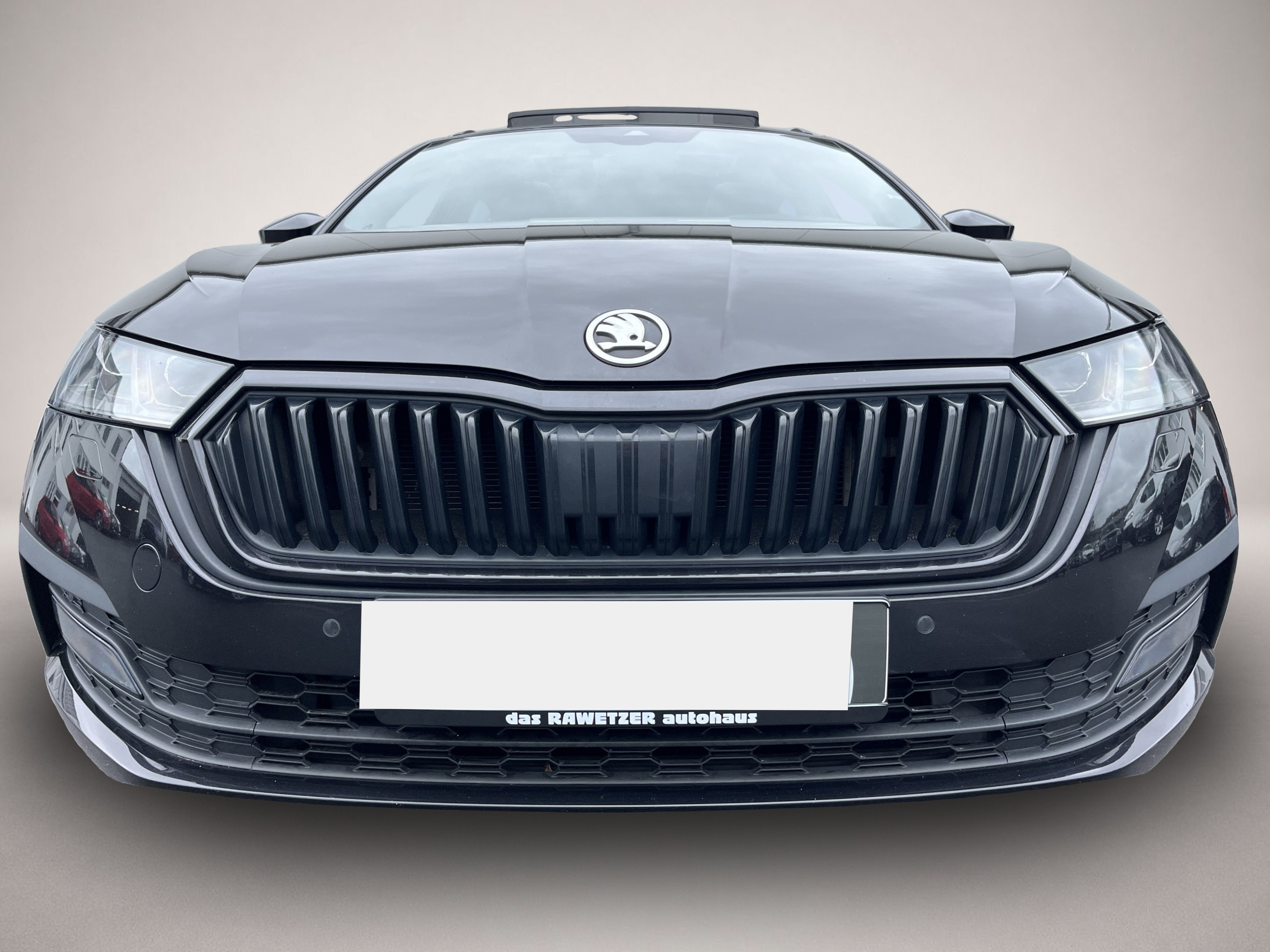 Bild 2 Skoda Octavia Combi 2.0 TDI DSG Sportline HeadUp PANO