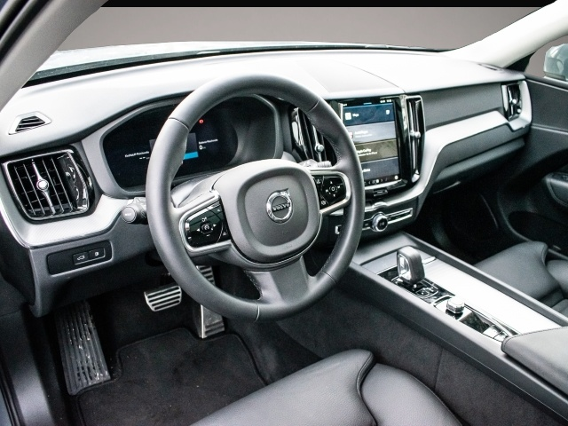 Bild 5 Volvo XC60 Plus Bright Recharge Plug-In Hybrid AWD T8