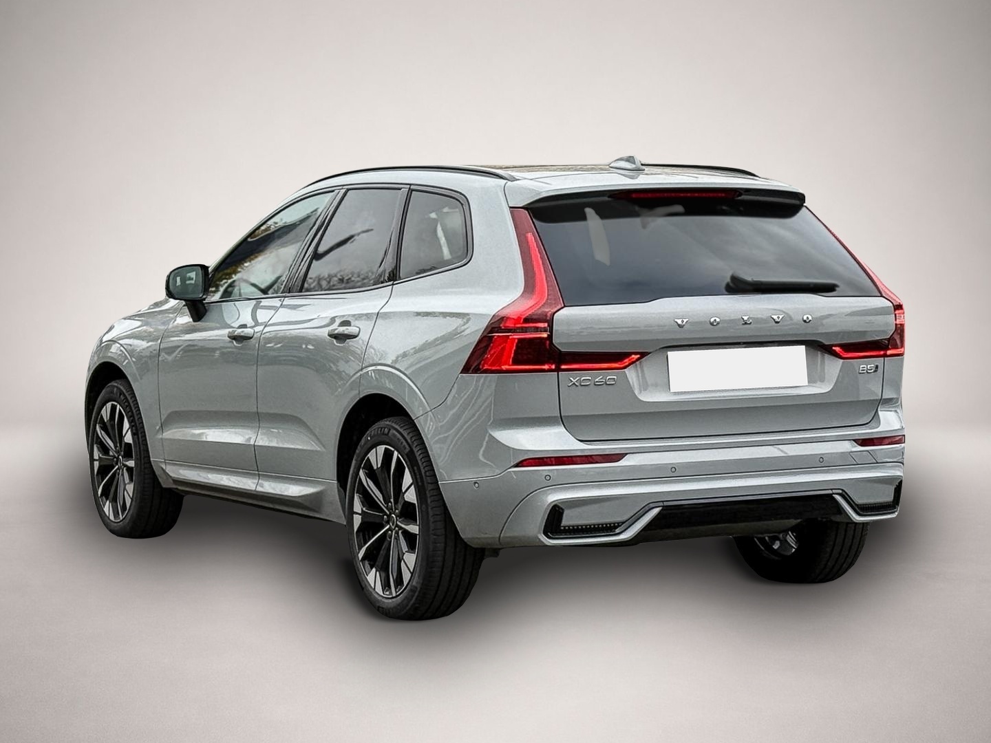 Bild 2 Volvo XC60 B5 Benzin AWD Plus Dark Lagom-Paket Panoram