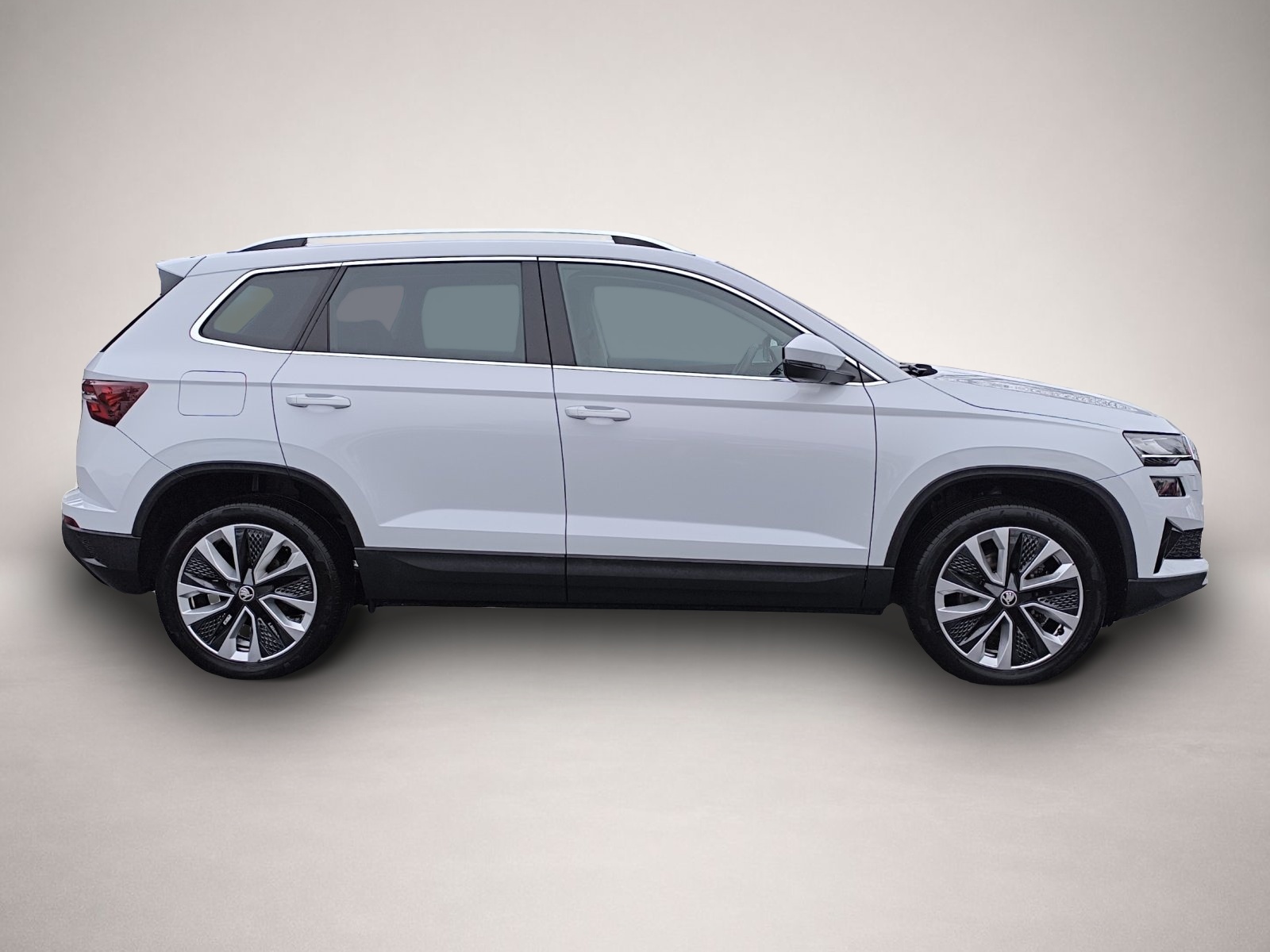 Bild 8 Skoda Karoq 1.5 TSI DSG Selection ACC PDC SMART LINK S