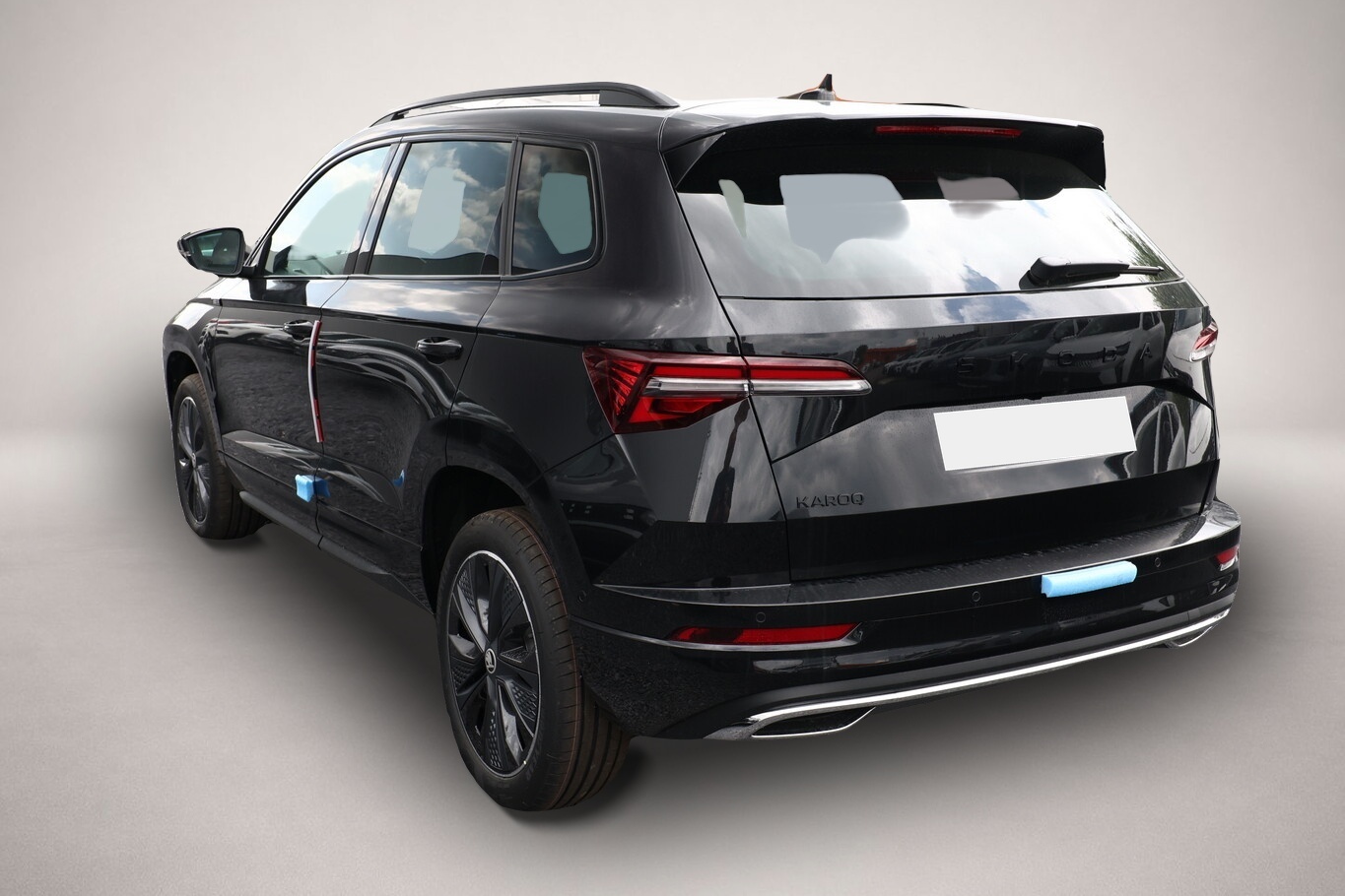 Bild 4 Skoda Karoq DSG Sportl Pano AHK Matrix 5J/100k Nav 360