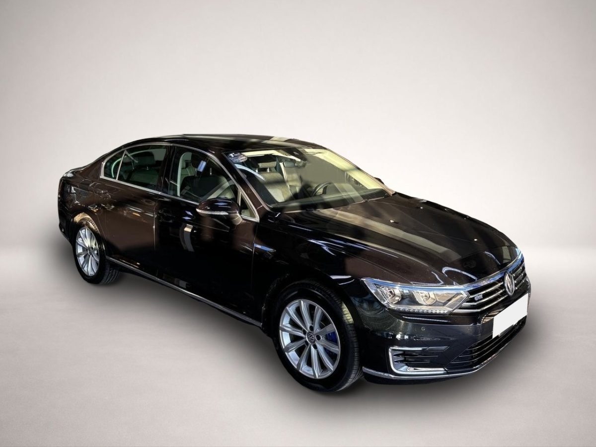 Bild 3 Volkswagen Passat 1.4 TSI Hybrid GTE LED Virtual Massage AC