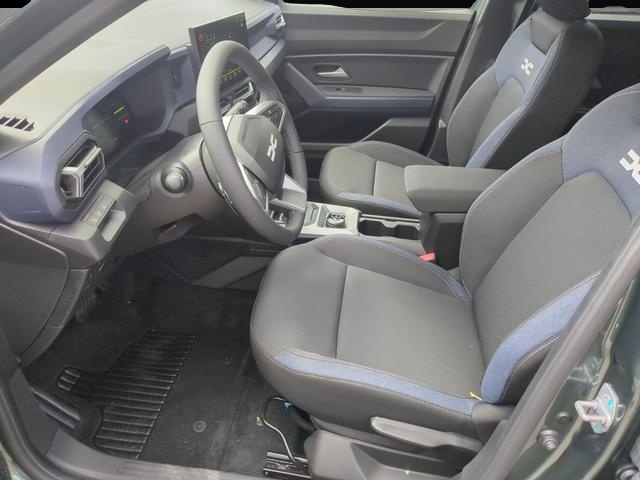Bild 3 Dacia Bigster Expression Winter-Paket+RFK Bigster Hybrid-G 15.