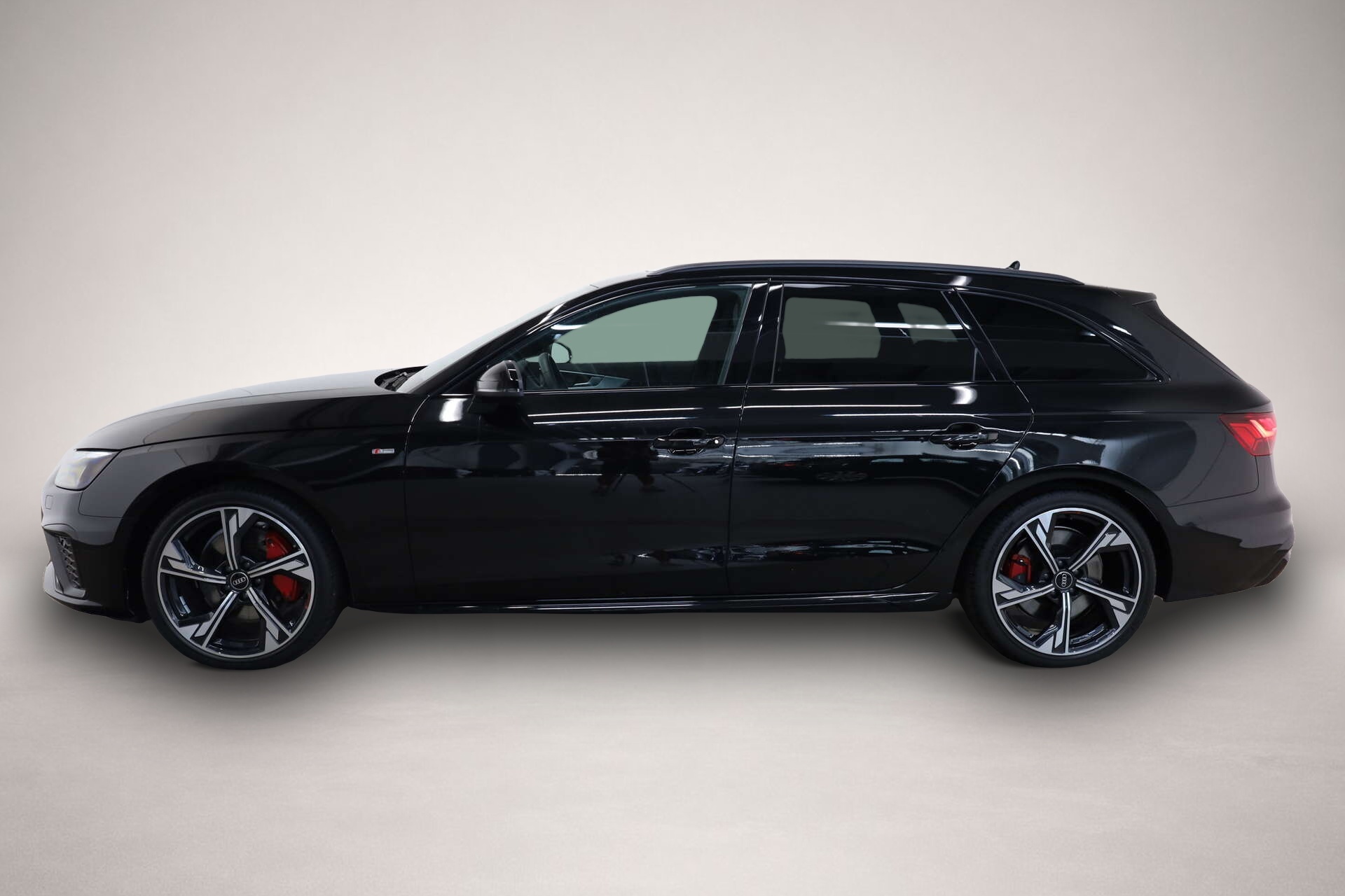 Bild 4 Audi quattro A4 Avant 45 TFSI quattro S line competition plus