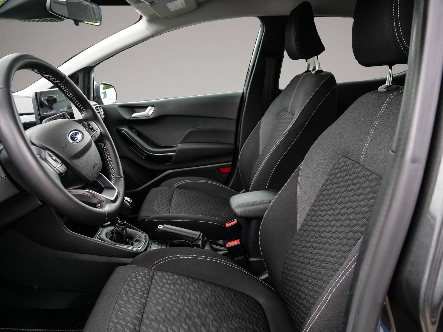 Bild 4 Ford Fiesta Titanium 1.0 EcoBoost Hybrid EU6d Apple C