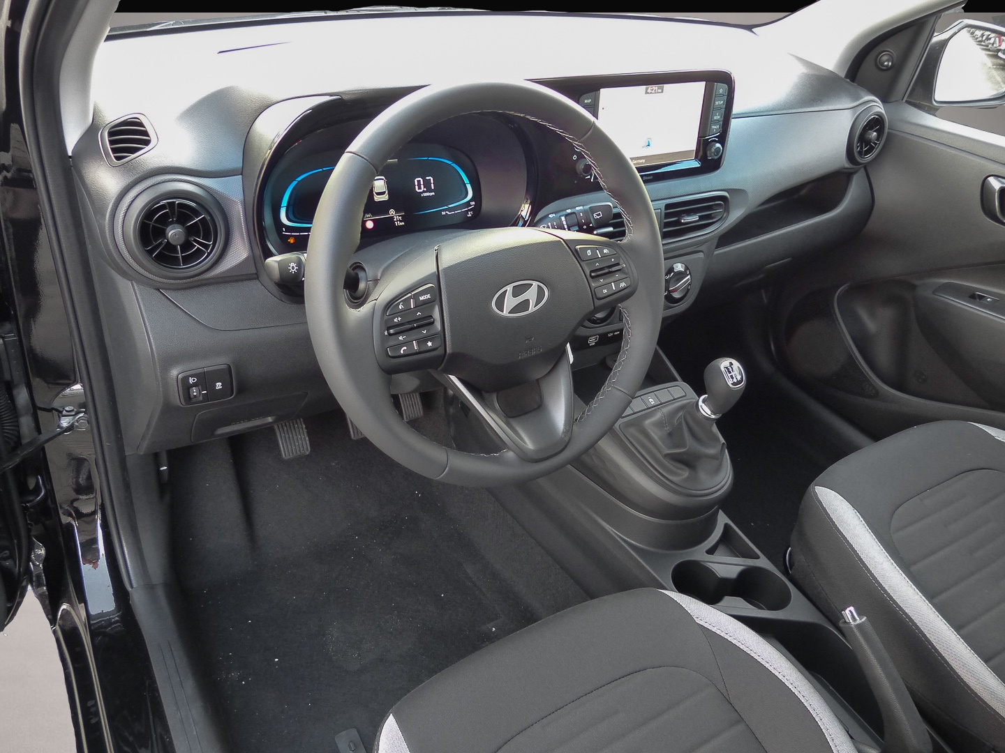 Bild 4 Hyundai i10 Select Navi Apple CarPlay Android Auto Musik