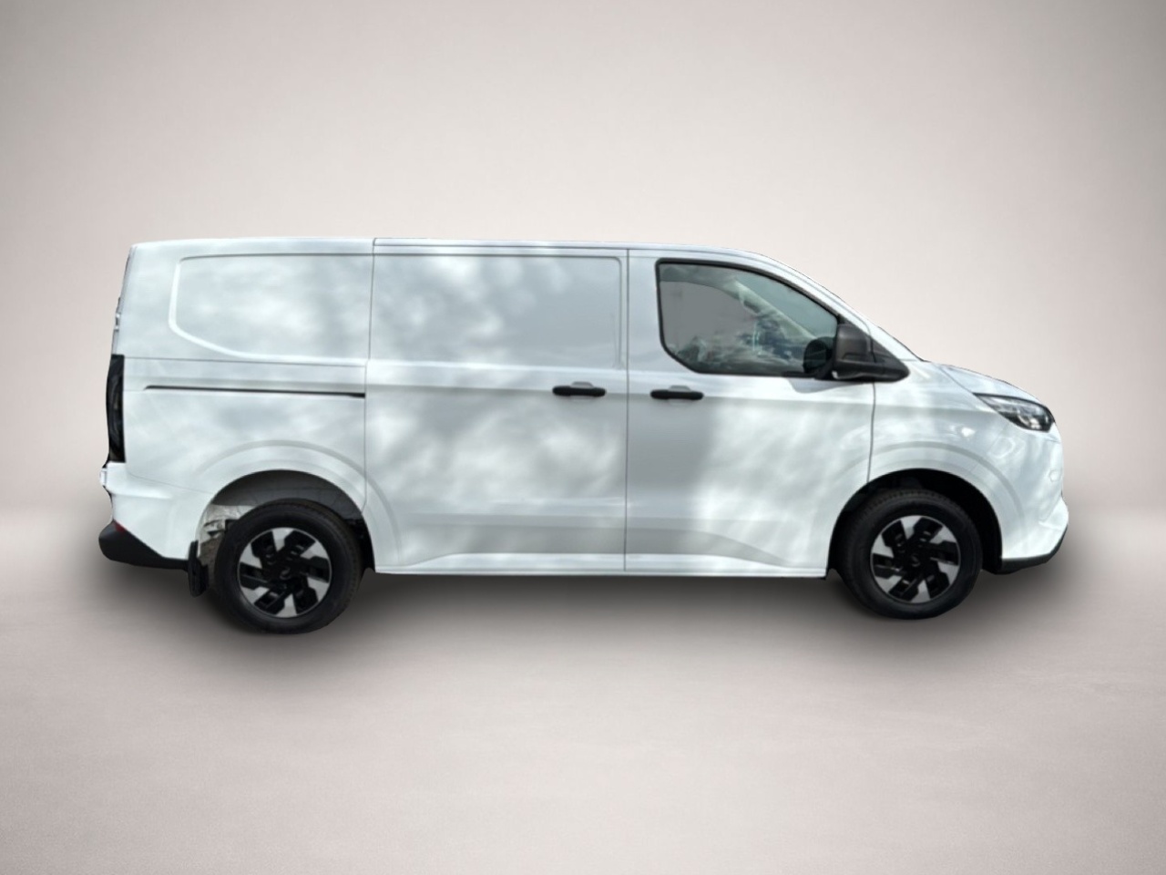 Bild 7 Ford Transit Custom TREND 320 L1 PHEV NAVI / PDC / K