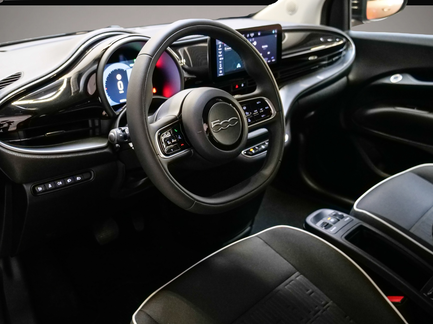 Bild 3 Fiat 500e Navi Soundsystem JBL Apple CarPlay Android