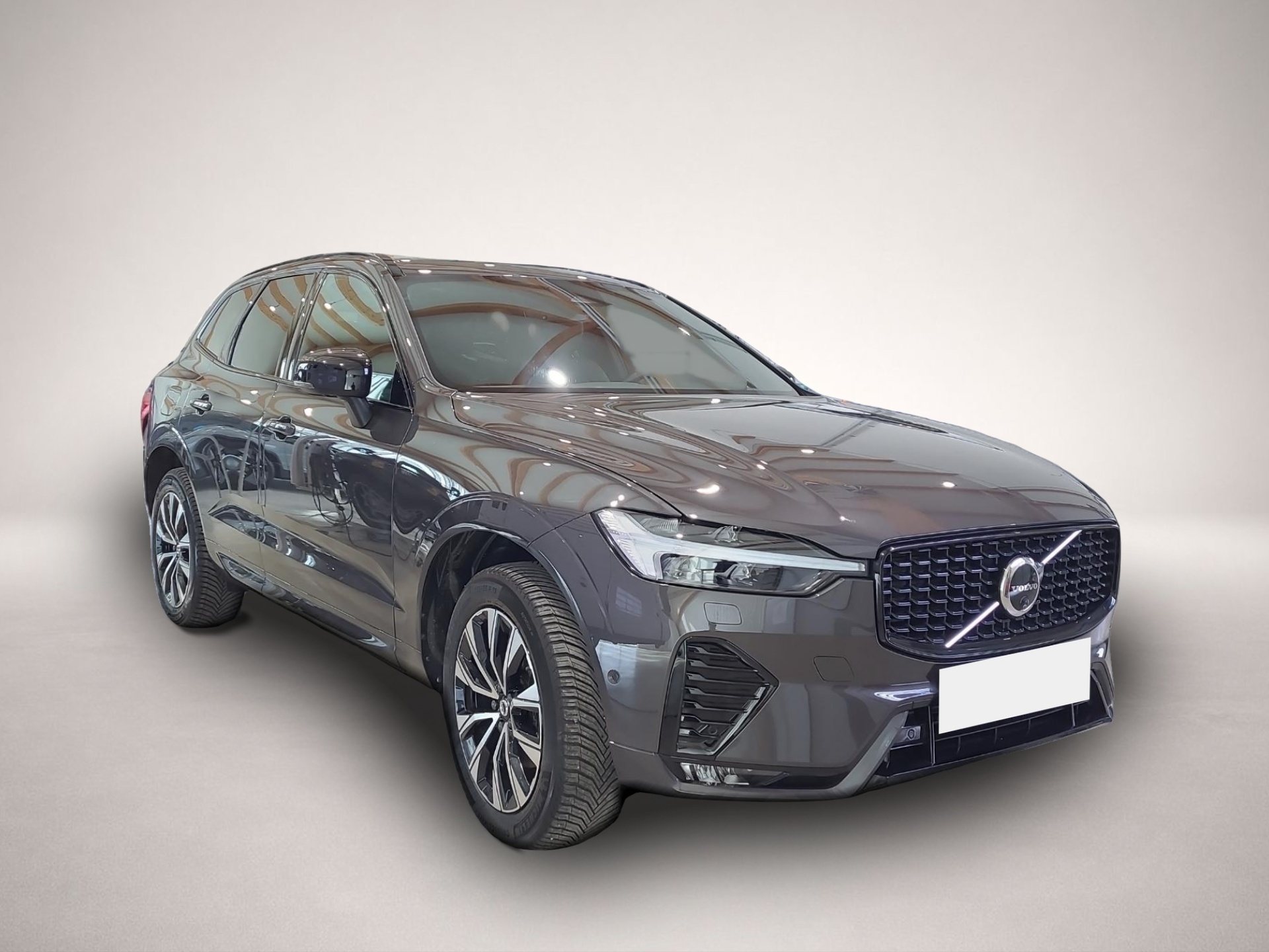 Bild 3 Volvo XC60 B5 (Benzin) Plus Dark AWD Automatik Bluetoo