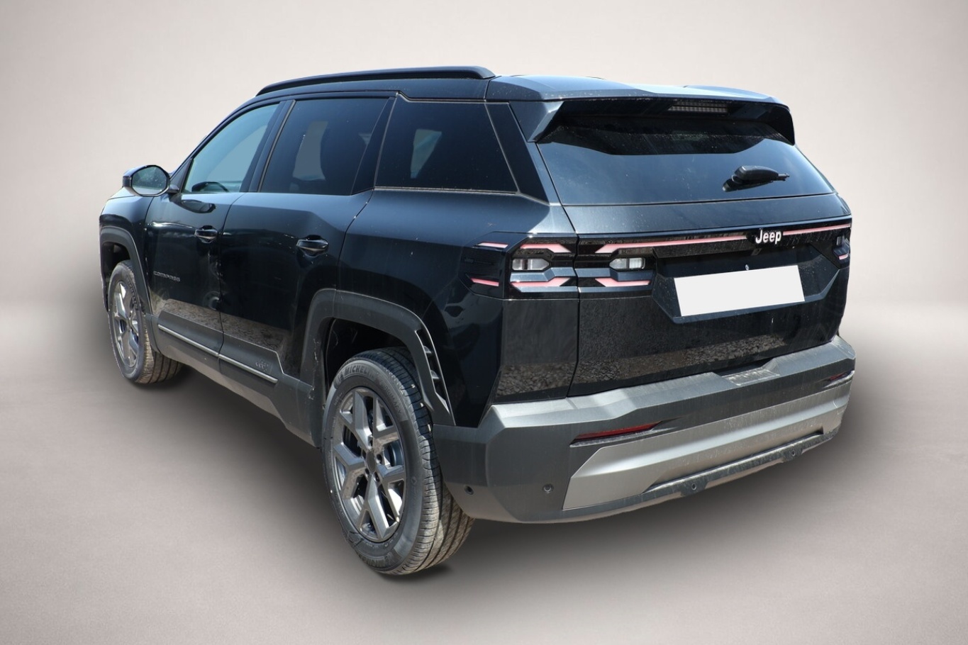 Bild 4 Jeep Compass neuMod Hybrid First Edit Pano Nav Matrix