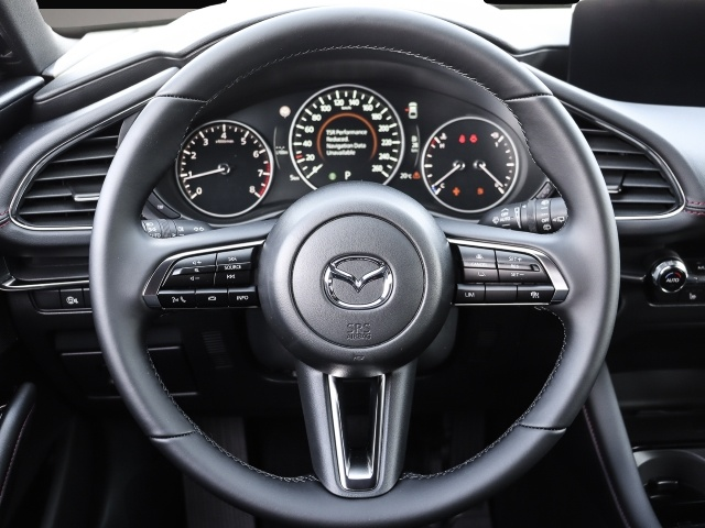 Bild 5 Mazda 3 Homura 2.5L e-SKYACTIV G 140PS 6AT FWD