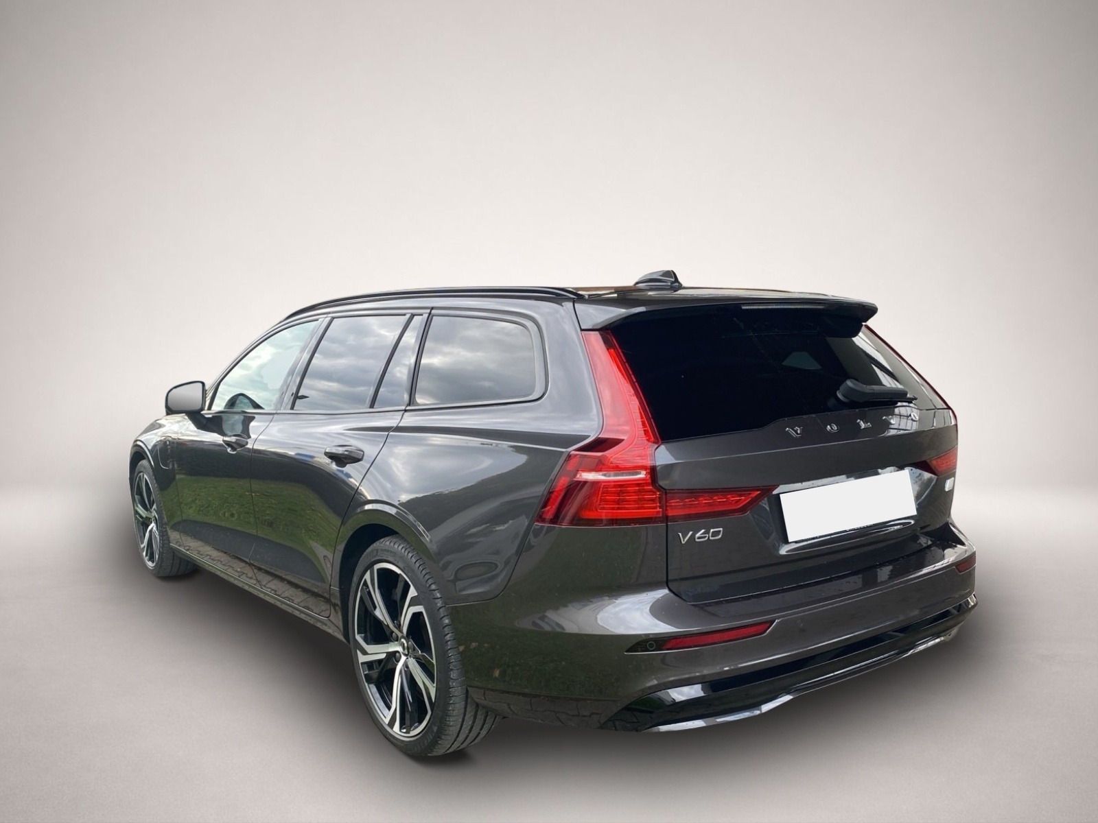 Fotografie 3 des Volvo V60 T8 Plus Dark AWD*AHK*StHzg*SHZ*MMY*RFK*