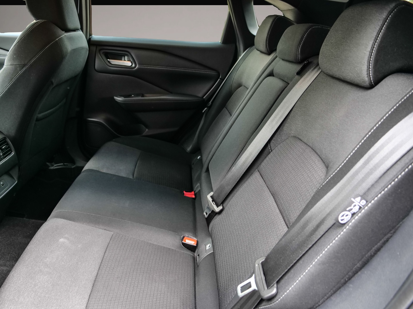 Bild 6 Nissan Qashqai N-Connecta 1.3 DIG-T MHEV EU6d Navi 360