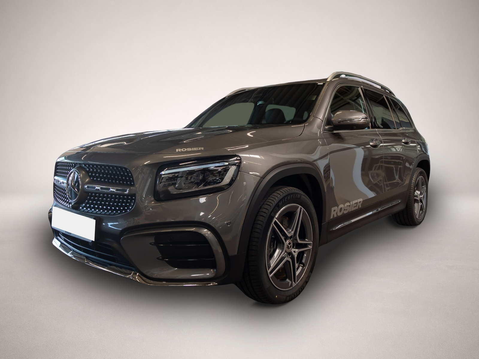 Bild 1 Mercedes-Benz GLB 220