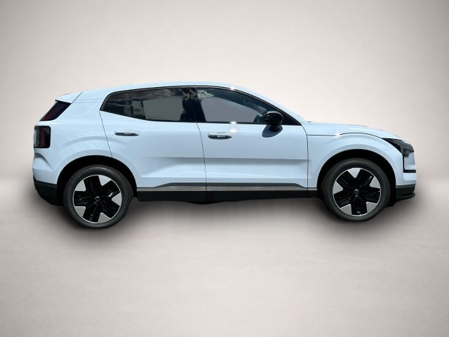 Fotografie 2 des Volvo EX30 Plus 2WD Pure Electric ACC/BLIS/360°