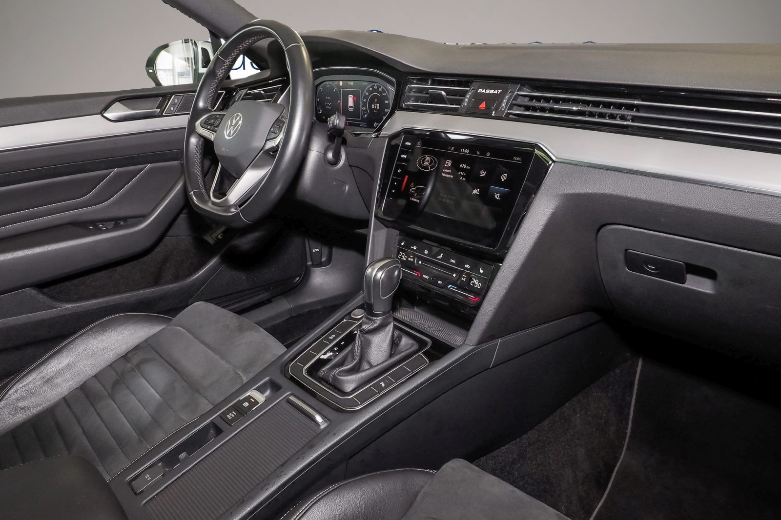 Bild 6 Volkswagen Passat Variant 2.0 TDI DSG Elegance-Navi*AHK*Kam