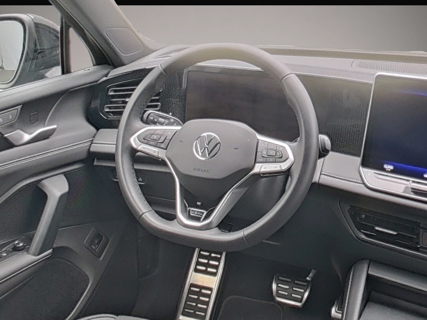 Bild 4 Volkswagen Tiguan 1.5 eTSI DSG Goal AHK IQ.LIGHT AREA-VIEW