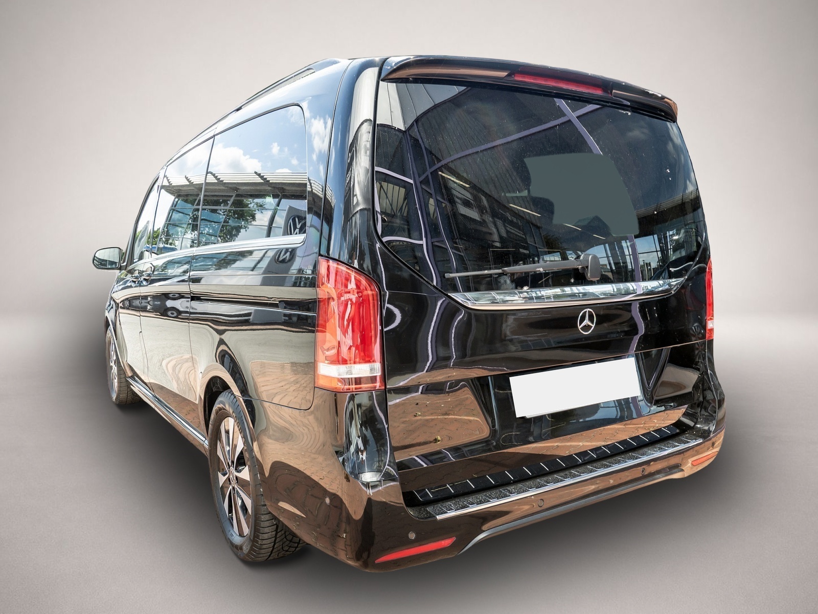 Bild 3 Mercedes-Benz EQV 300