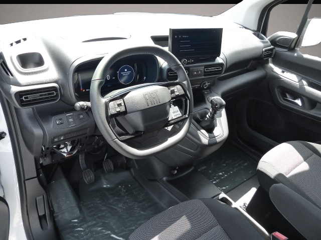 Bild 4 Fiat Doblo Kastenwagen XL 1.5 Diesel 96 kW