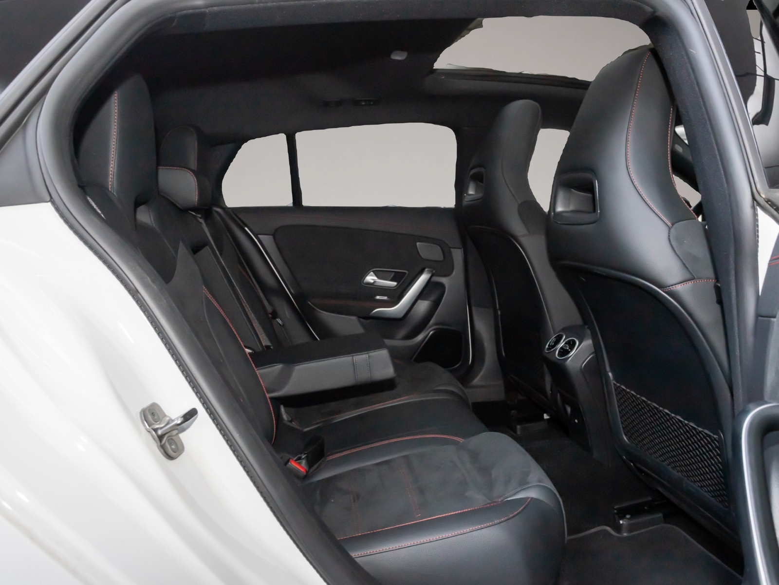 Bild 4 Mercedes-Benz CLA 250