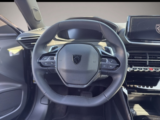 Bild 7 Peugeot 2008 Allure LED Apple CarPlay Android Auto Klima